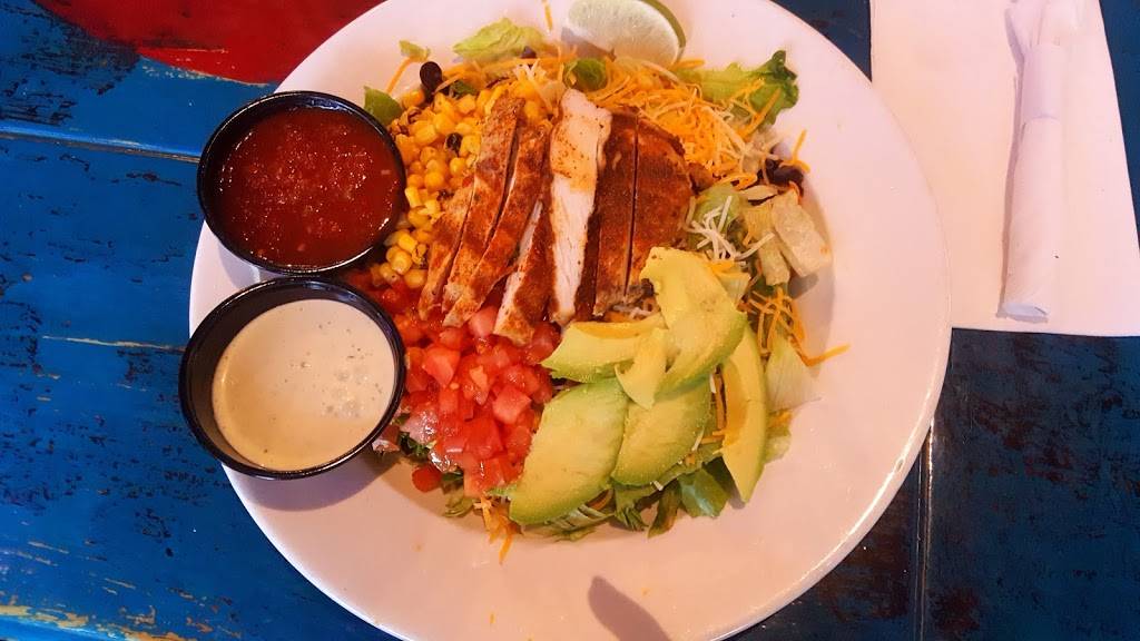 Frankies Too | restaurant | 7376 McLaughlin Rd, Falcon, CO 80831, USA | 7194958707 OR +1 719-495-8707