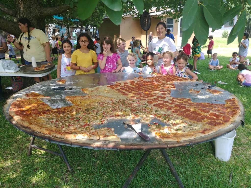 Dirt Road Cookers | restaurant | 737 Co Rd 365, Hondo, TX 78861, USA | 8304449678 OR +1 830-444-9678