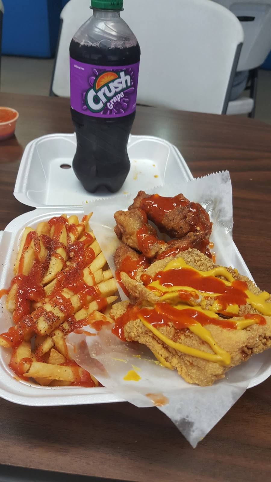 My Kitchen Wings & Fish | meal takeaway | 8613 Forest City Rd, Orlando, FL 32810, USA | 4074455100 OR +1 407-445-5100