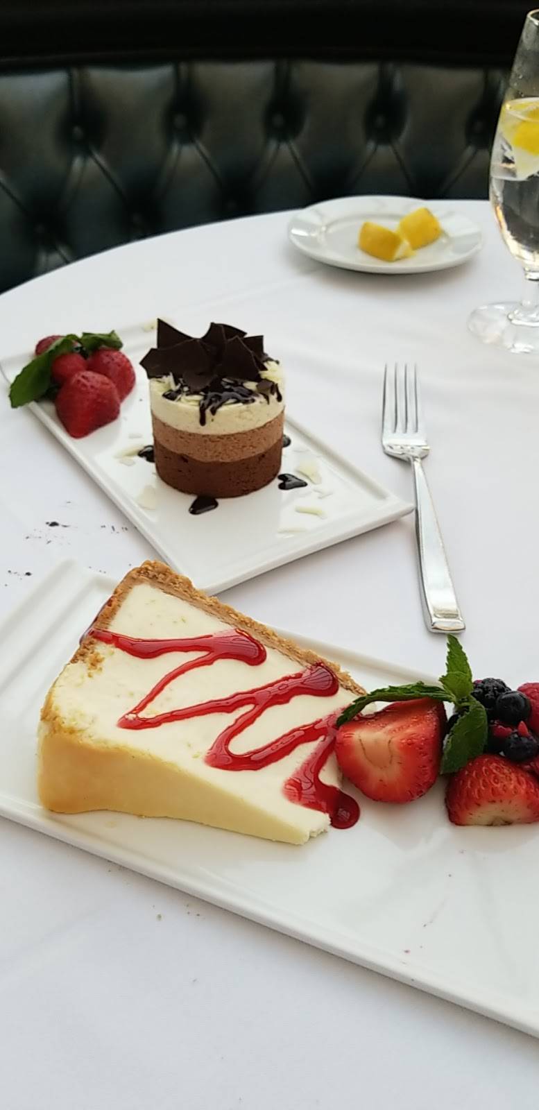 Oscars Steakhouse | restaurant | 1 S Main St, Las Vegas, NV 89101, USA | 7023867227 OR +1 702-386-7227