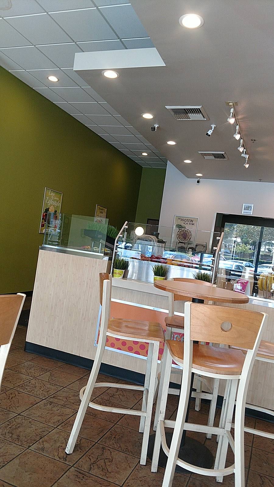 Juice It Up! | restaurant | 745 E Hospitality Ln B, San Bernardino, CA 92408, USA | 9098901441 OR +1 909-890-1441