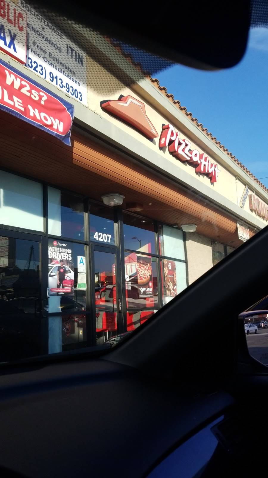 Pizza Hut | restaurant | 4207 Beverly Blvd, Los Angeles, CA 90004, USA | 3236601498 OR +1 323-660-1498