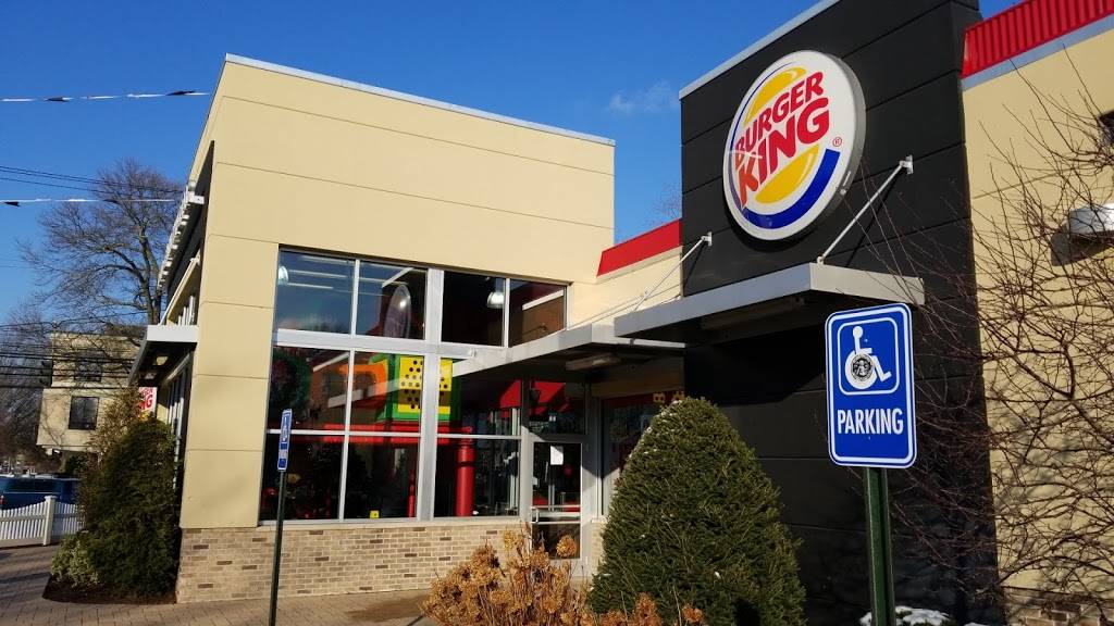 Burger King | restaurant | 1880 Middle Country Rd, Centereach, NY 11720, USA | 6317381462 OR +1 631-738-1462