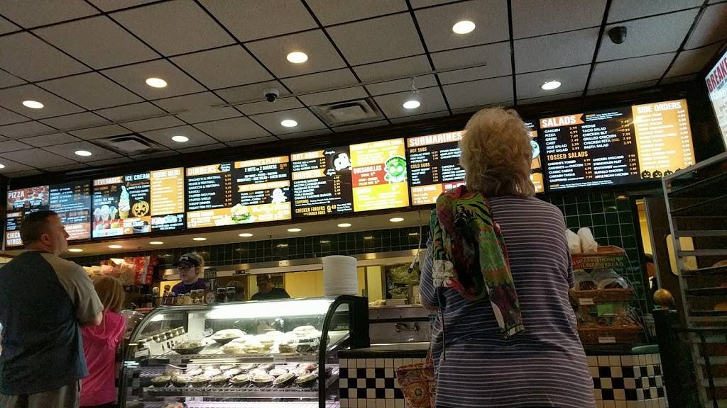 Carmines Family Restaurant | restaurant | 671 Maiden Ln, Rochester, NY 14615, USA | 5856630050 OR +1 585-663-0050