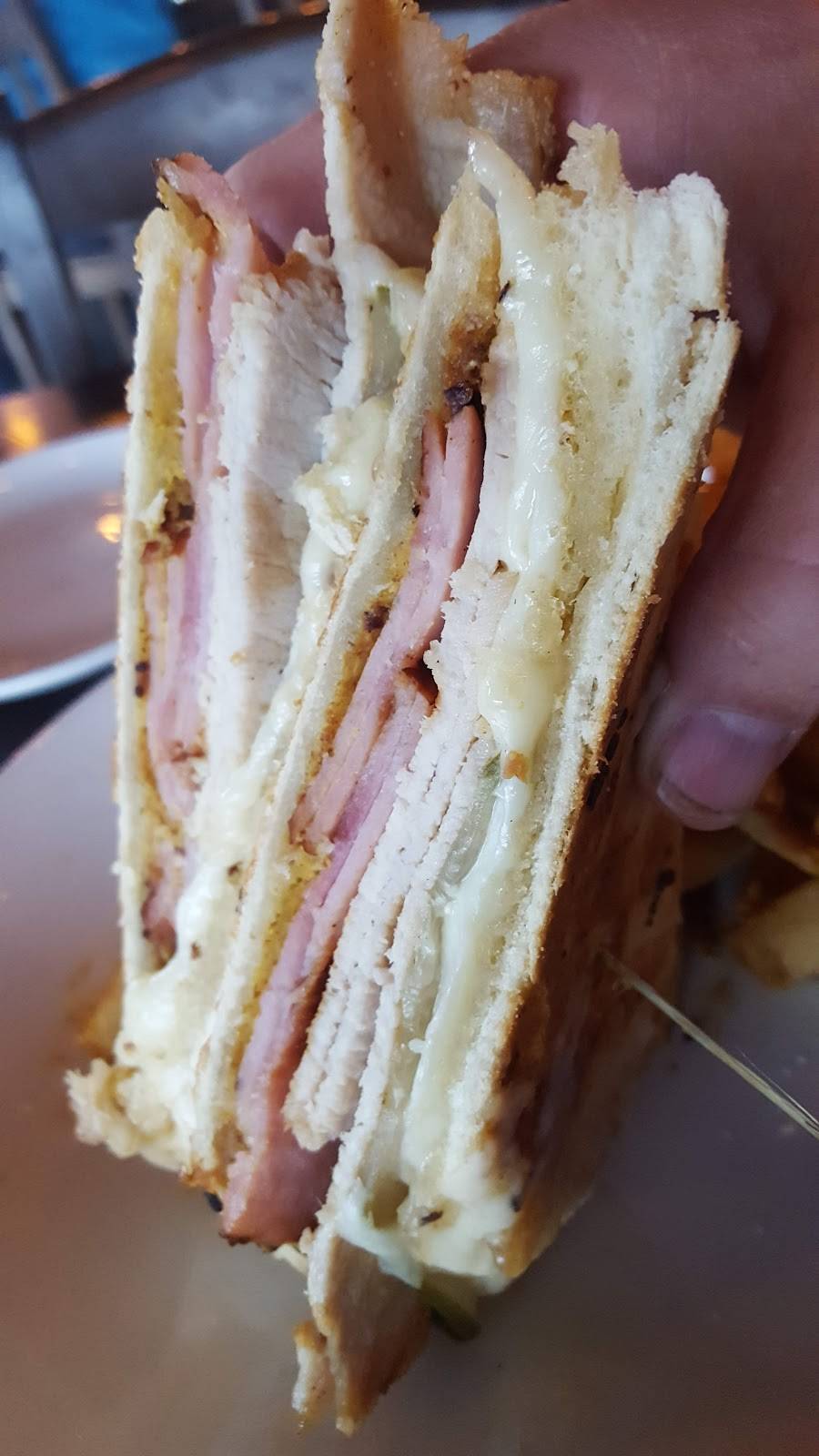 Queen South Waxhaw | restaurant | 1201 N Broome St, Waxhaw, NC 28173, USA | 7042564626 OR +1 704-256-4626