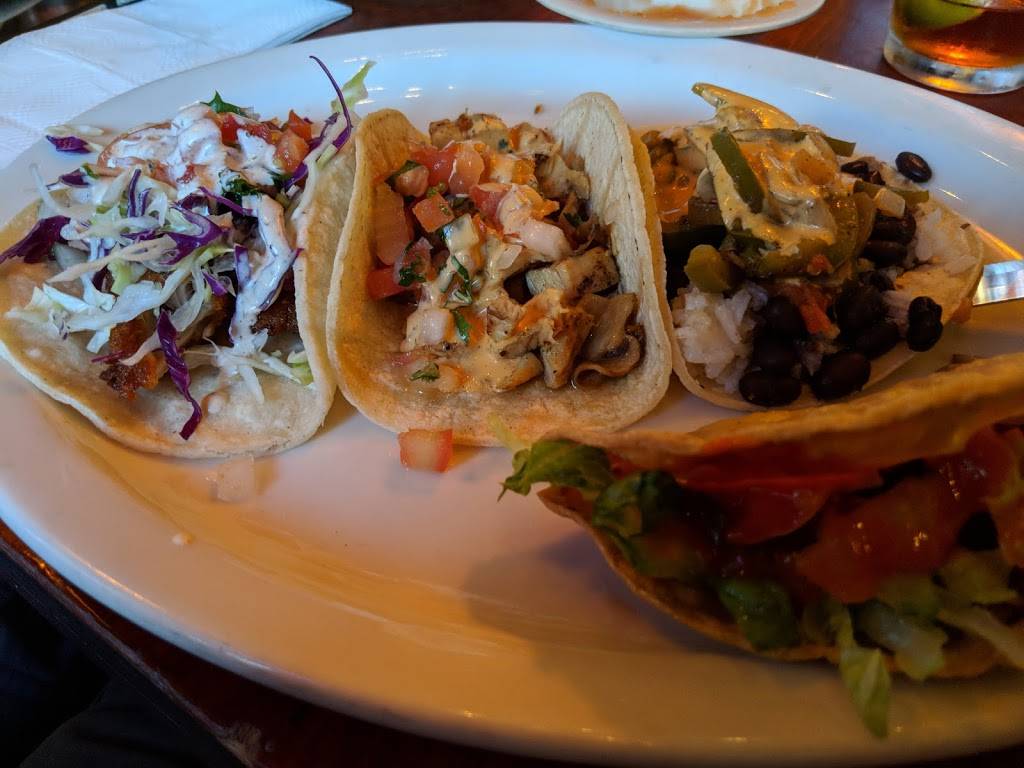 Taco Surf | restaurant | 115 Main St, Seal Beach, CA 90740, USA | 5625940600 OR +1 562-594-0600