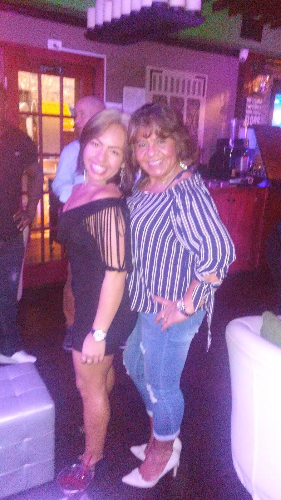 Mojito Cafe & Lounge | restaurant | 109D Main St, Port Washington, NY 11050, USA | 5164394666 OR +1 516-439-4666