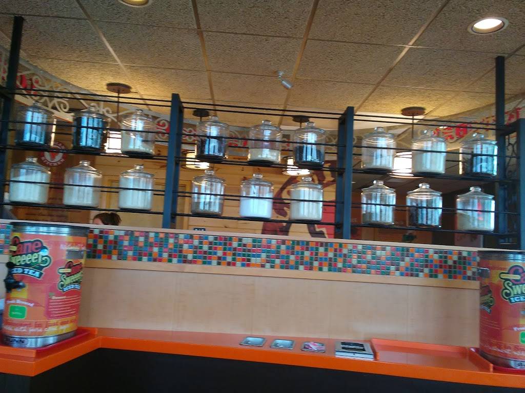 Popeyes Louisiana Kitchen | restaurant | 112 Highway 332 W, Lake Jackson, TX 77566, USA | 9792974773 OR +1 979-297-4773