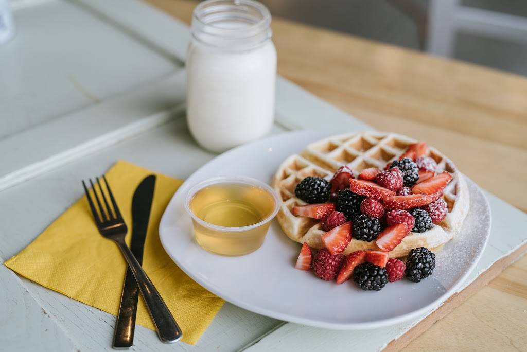 Fromagerie Victoria | restaurant | 164 Route du Président-Kennedy, Lévis, QC G6V 6E1, Canada | 4183042054 OR +1 418-304-2054