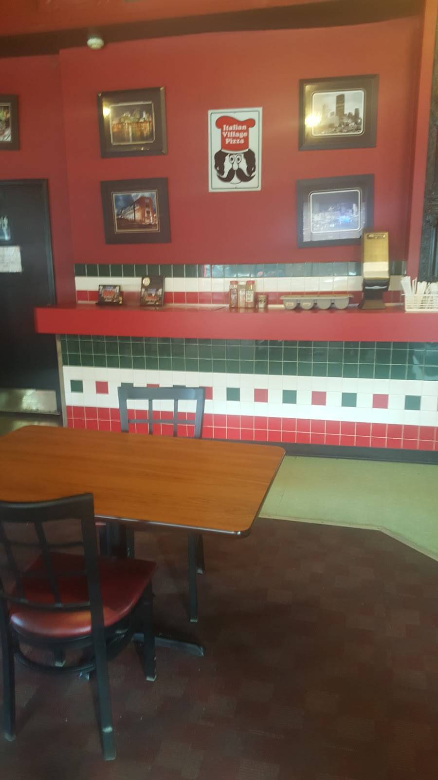 Italian Village Pizza | restaurant | 2713 Brownsville Rd, Pittsburgh, PA 15227, USA | 4128811400 OR +1 412-881-1400