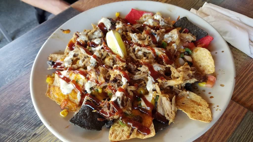 Big Woods Pizza Co | restaurant | 44 N Van Buren St, Nashville, IN 47448, USA | 8129886004 OR +1 812-988-6004