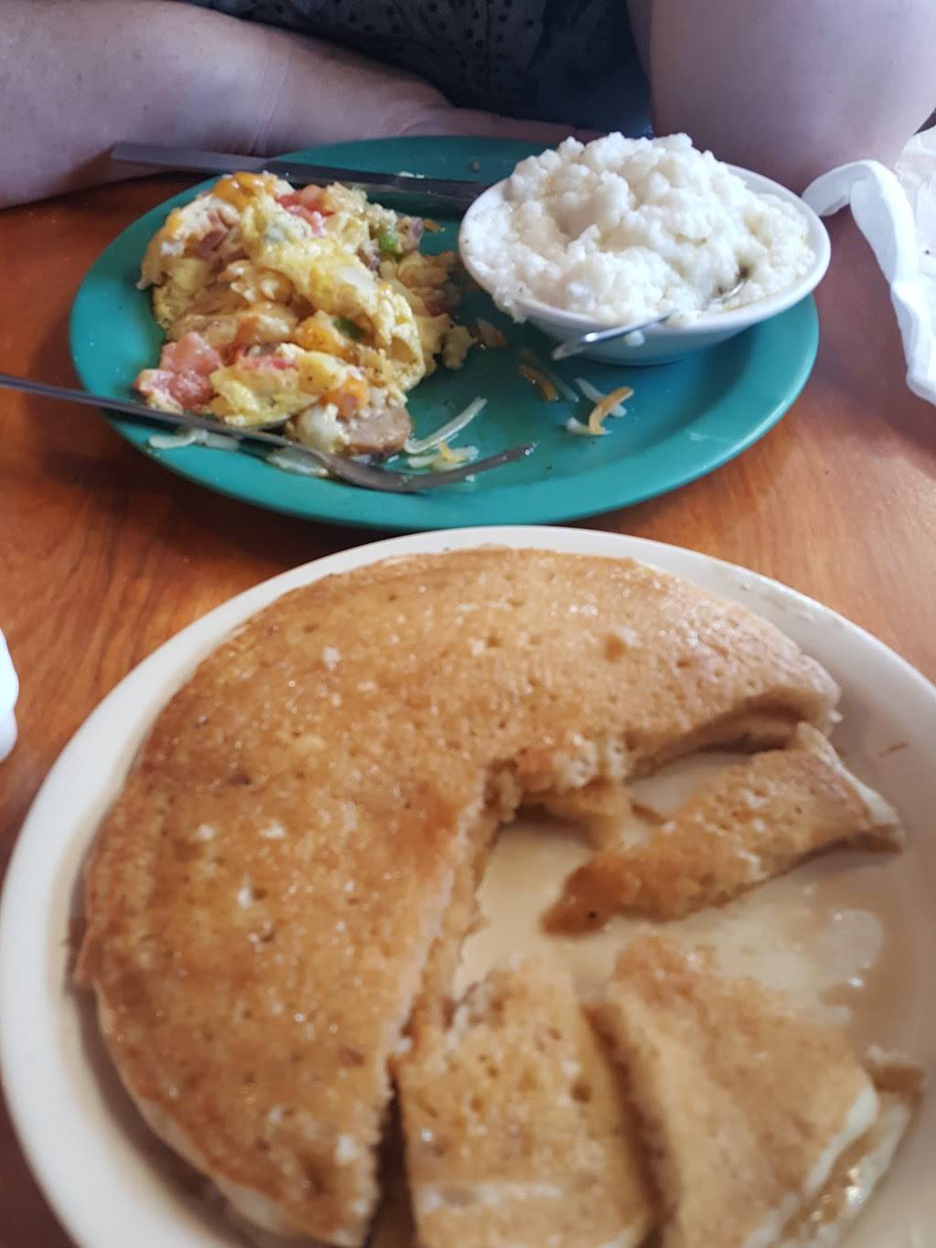 Mamas Kuntry Kafe | restaurant | 1787 W Main St, Inverness, FL 34450, USA | 3523416262 OR +1 352-341-6262