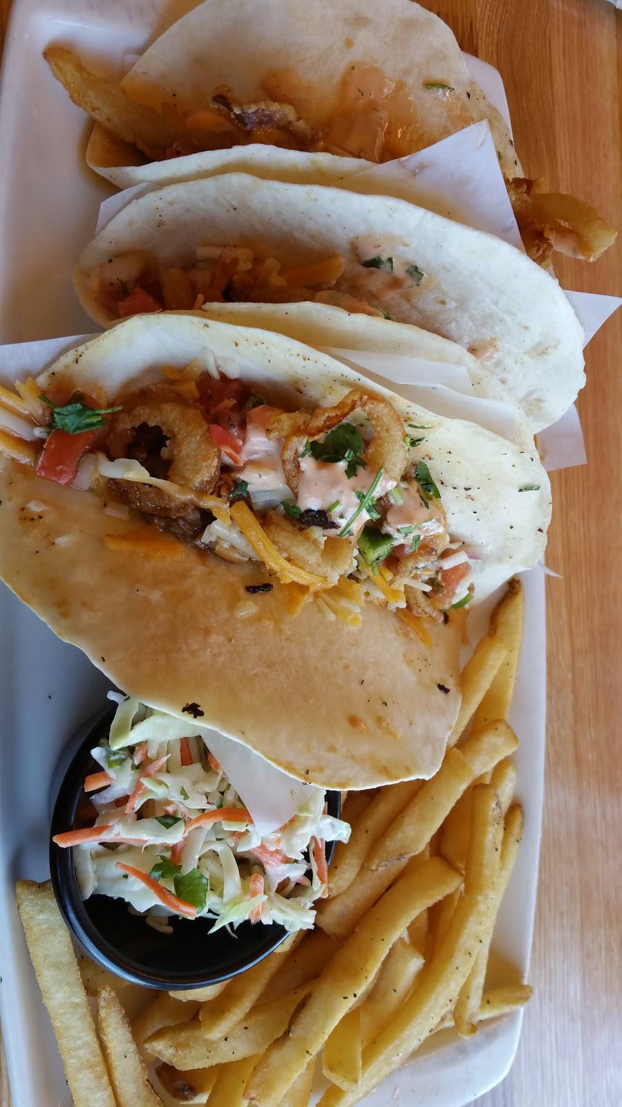 Applebees Grill + Bar | restaurant | 2070 N Rainbow Blvd, Las Vegas, NV 89108, USA | 7026481065 OR +1 702-648-1065