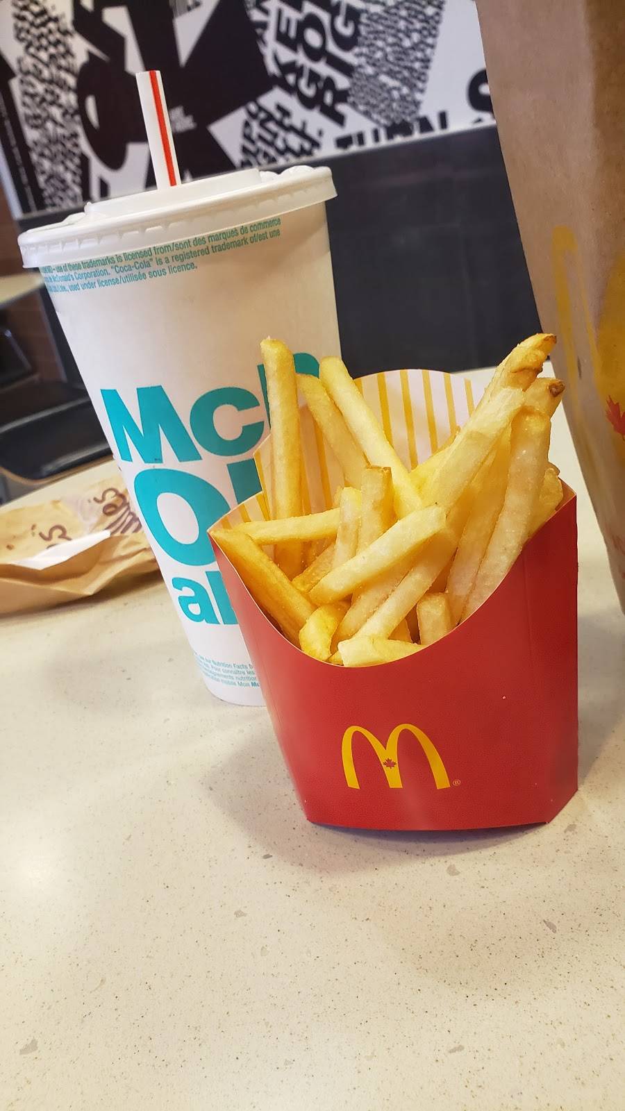 McDonalds | cafe | 2 Allaura Blvd, Aurora, ON L4G 3S5, Canada | 9057271600 OR +1 905-727-1600