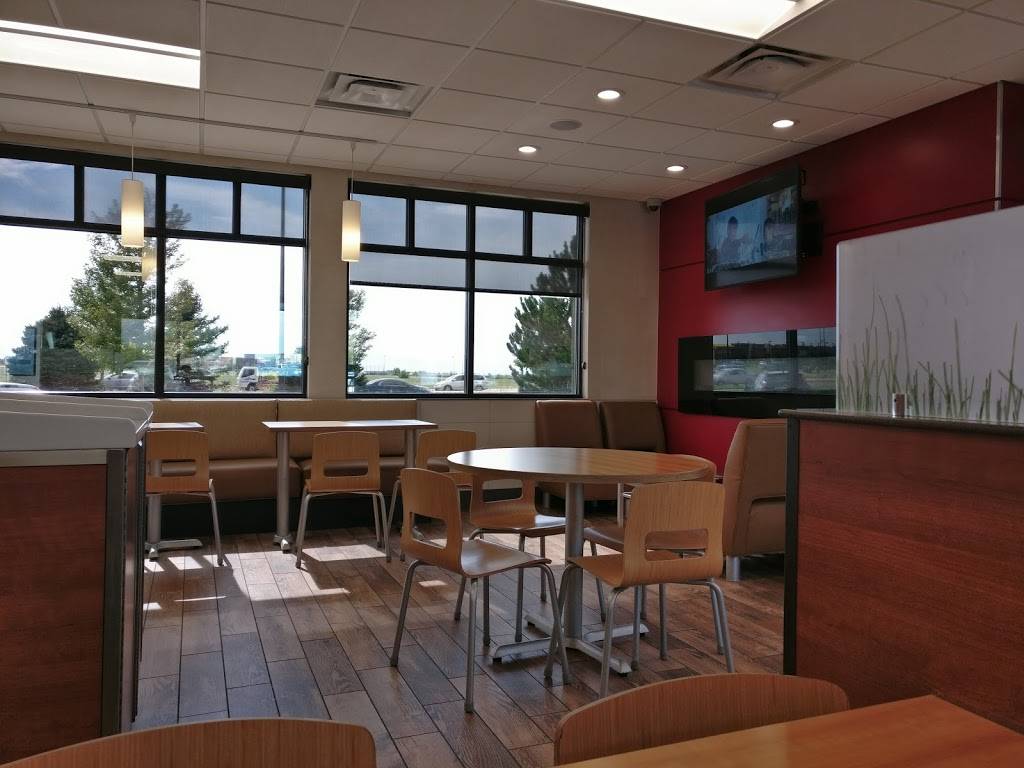 Wendys | restaurant | 4830 Tower Rd, Denver, CO 80249, USA | 3035760040 OR +1 303-576-0040