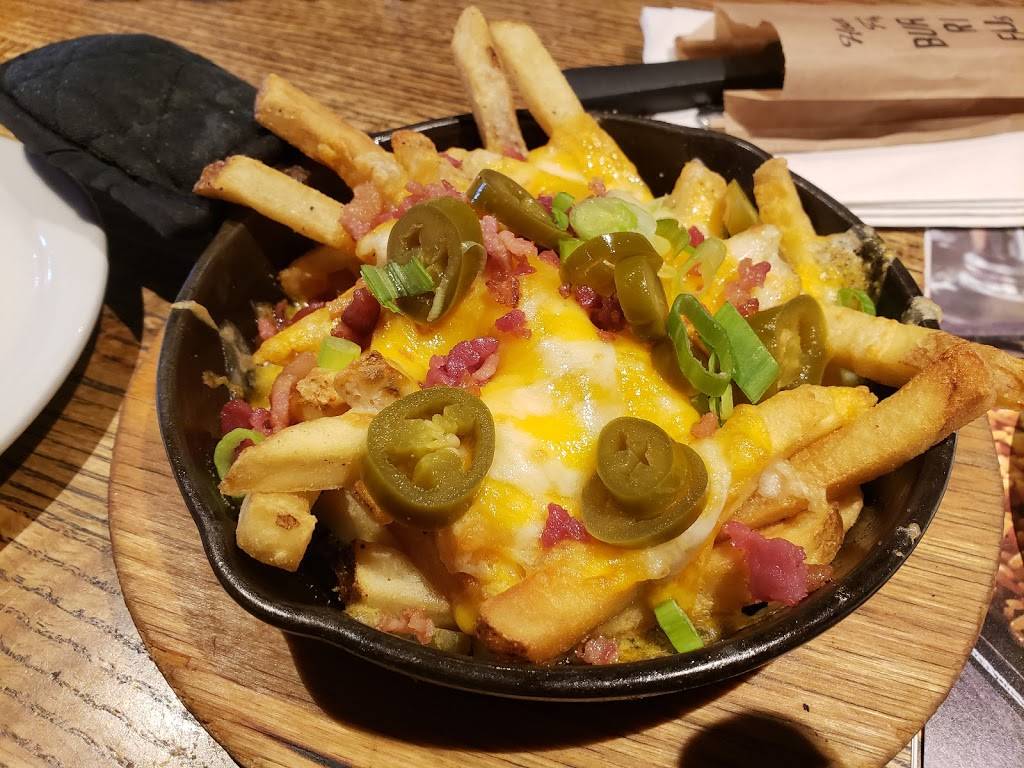 Chilis Grill & Bar | meal takeaway | 1021 W Rancho Vista Blvd, Palmdale, CA 93551, USA | 6612671581 OR +1 661-267-1581