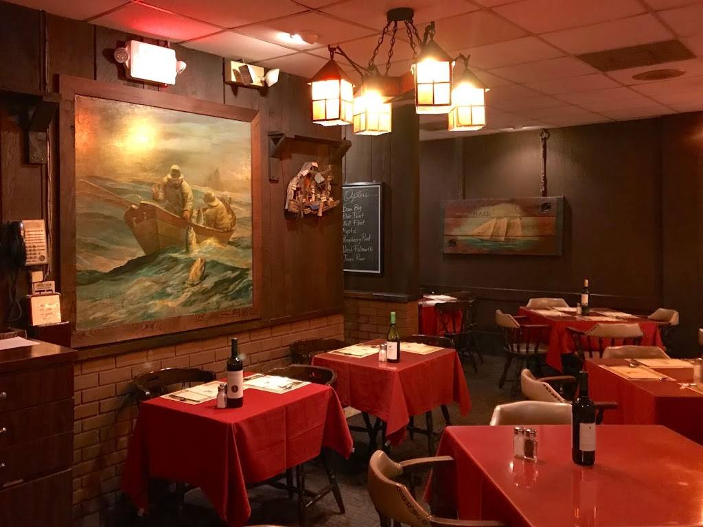 Captains Tavern Restaurant | restaurant | 9625 S Dixie Hwy, Miami, FL 33156, USA | 3056665979 OR +1 305-666-5979