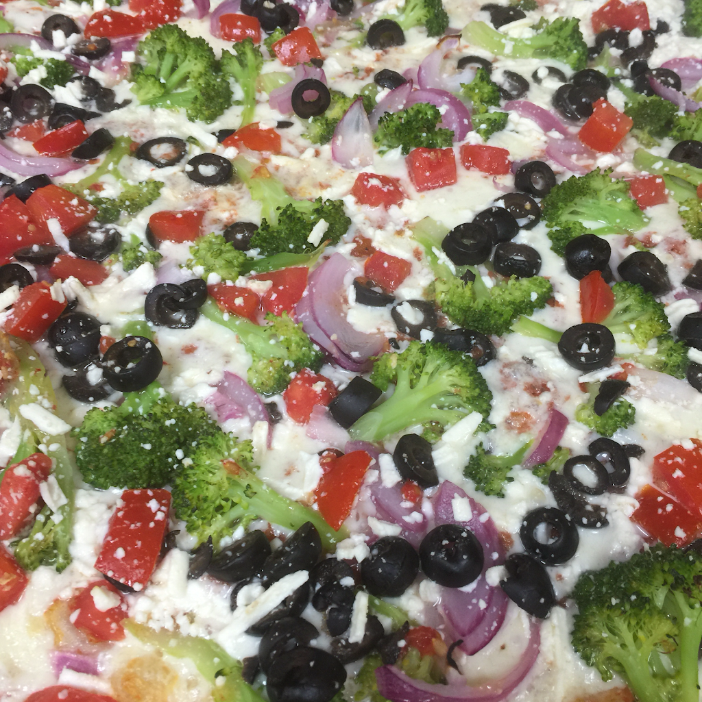 Calabrese Pizza | restaurant | 3019 Lake Shore Blvd W, Etobicoke, ON M8V 1K2, Canada | 4165030999 OR +1 416-503-0999