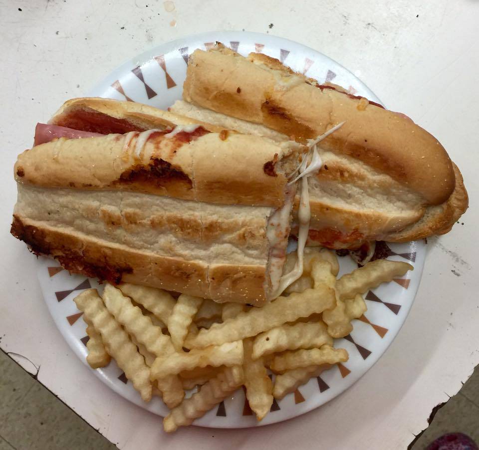 Kays Pizza | restaurant | 1454, 118 E Main St, Gas City, IN 46933, USA | 7656747731 OR +1 765-674-7731