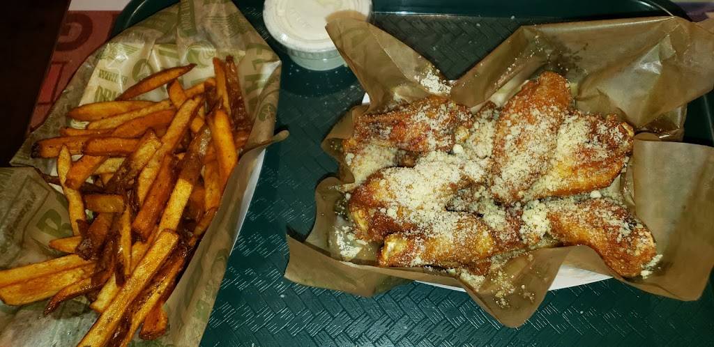 Wingstop | restaurant | 229 E Altamonte Dr #1120, Altamonte Springs, FL 32701, USA | 4073399464 OR +1 407-339-9464