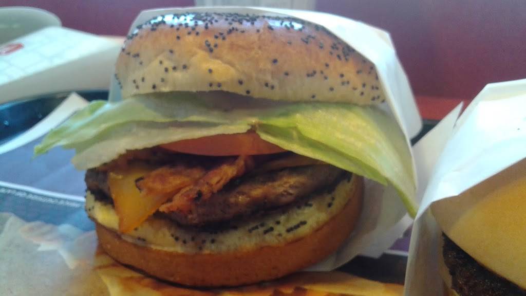 Jack in the Box | restaurant | 3945 Missouri Flat Rd, Placerville, CA 95667, USA | 5306261898 OR +1 530-626-1898