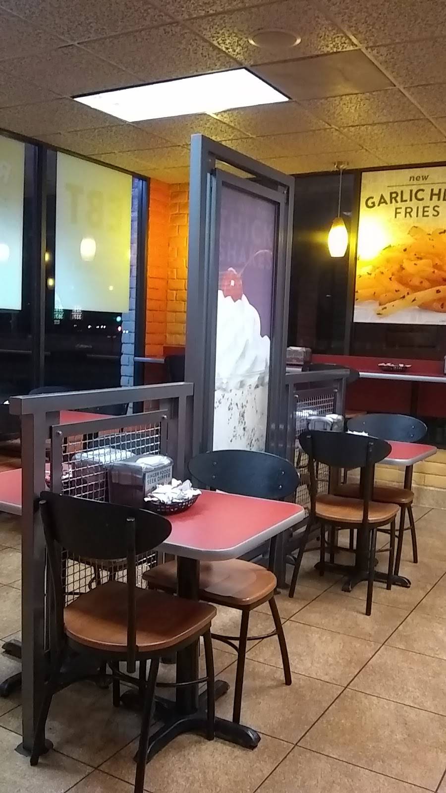 Jack in the Box | restaurant | 4011 Bonita Rd, Bonita, CA 91902, USA | 6194758201 OR +1 619-475-8201