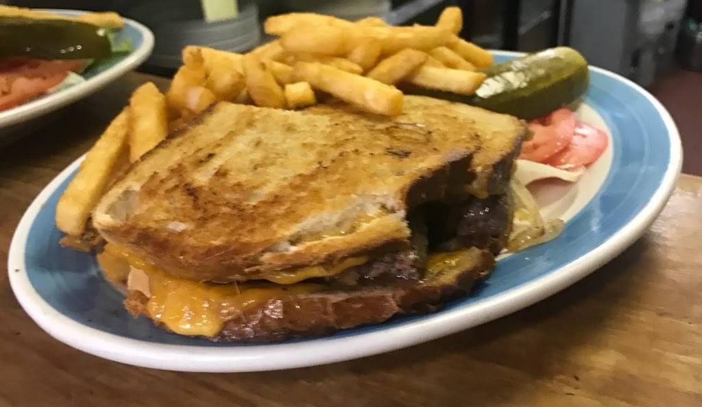 Lighthouse Diner | restaurant | 7506 3rd Ave, Brooklyn, NY 11209, USA | 7182387102 OR +1 718-238-7102