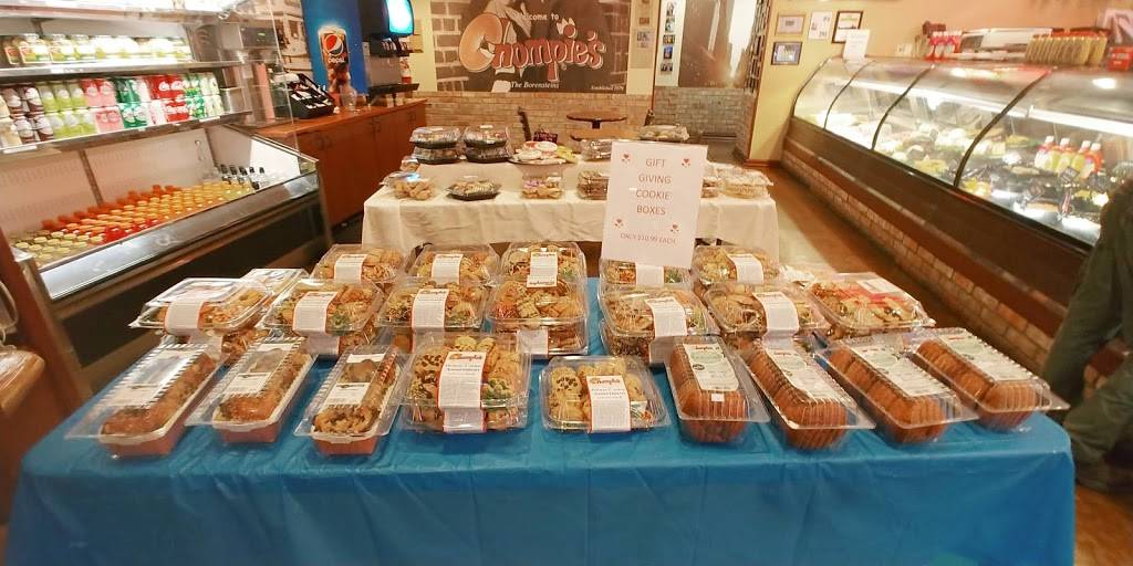 Chompies Restaurant, Deli, and Bakery | bakery | 4550 E Cactus Rd, Phoenix, AZ 85032, USA | 6027102910 OR +1 602-710-2910