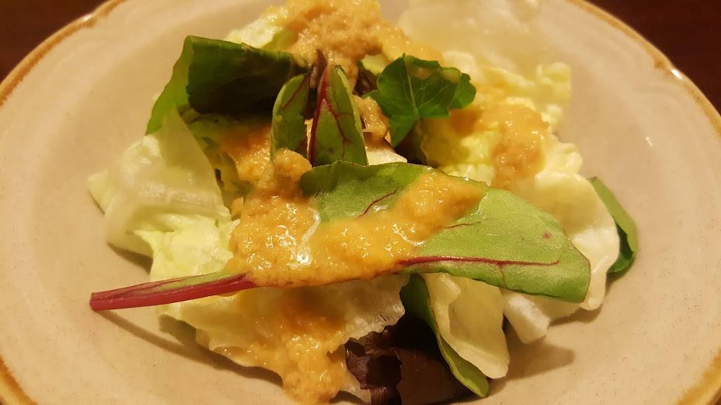 Midori | restaurant | 3000 Whitney Ave #4, Hamden, CT 06518, USA | 2032483322 OR +1 203-248-3322