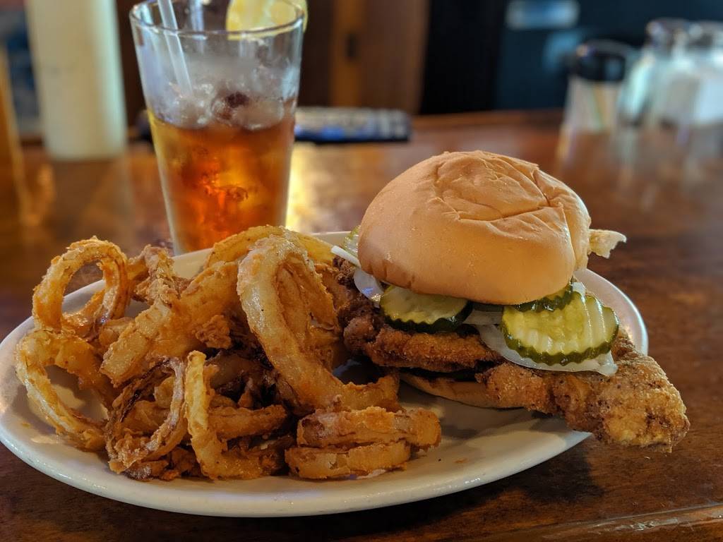 St. Olaf Tavern | restaurant | 106 S Main St, St Olaf, IA 52072, USA | 5637837723 OR +1 563-783-7723