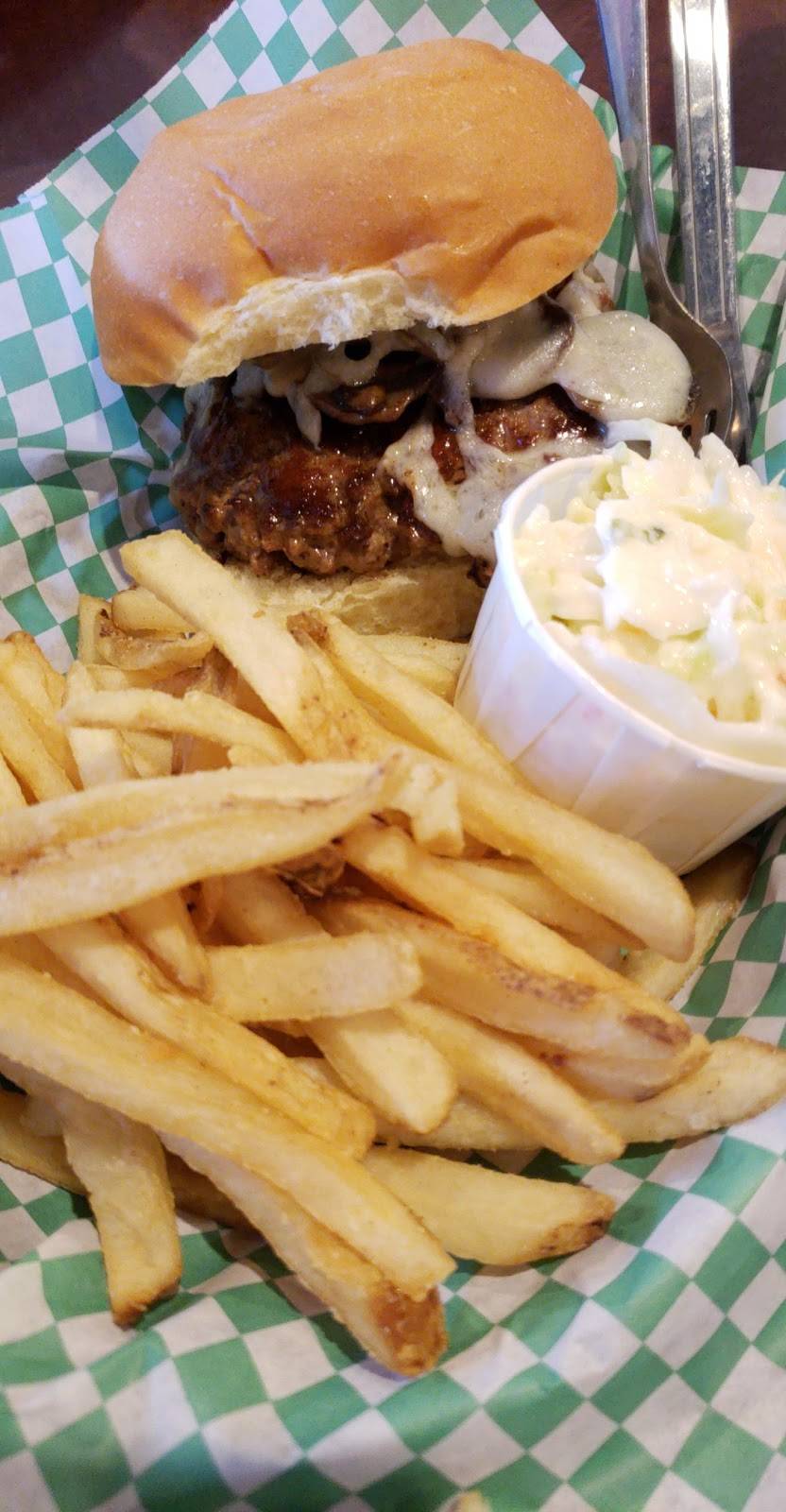 5-8 Grill & Tap | restaurant | 1741 S Robert St, West St Paul, MN 55118, USA | 6514565858 OR +1 651-456-5858