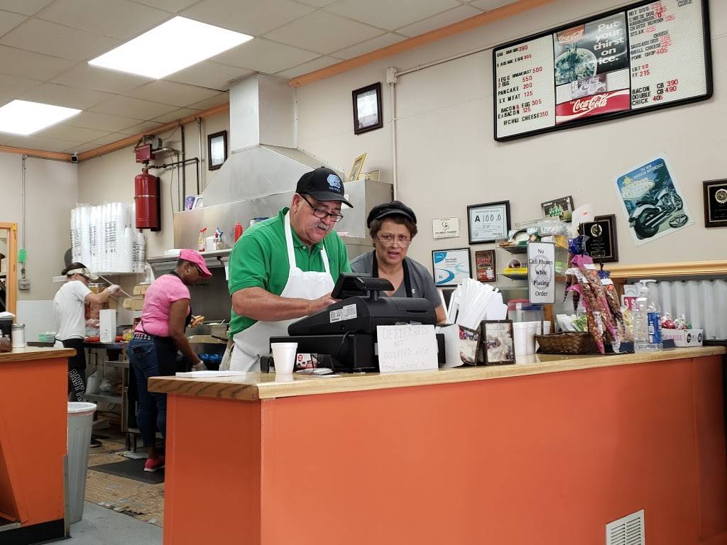 Eds Grill | restaurant | 724 S Madison St, Whiteville, NC 28472, USA | 9106425477 OR +1 910-642-5477