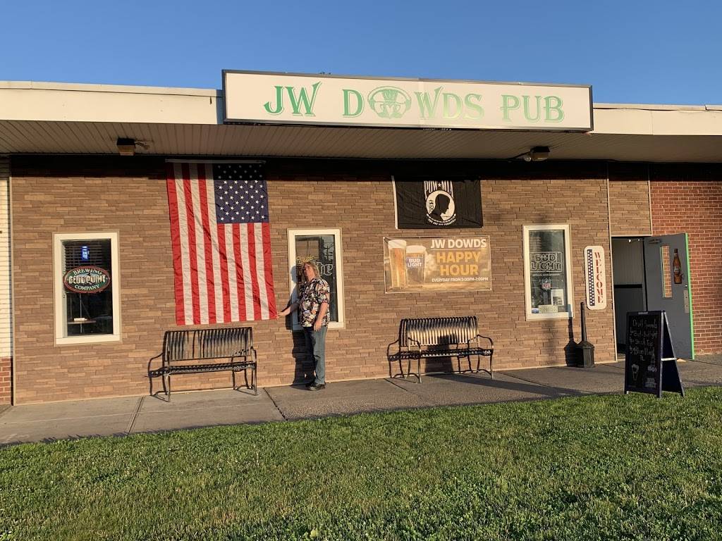 JW Dowds Pub | restaurant | 4 W Village Green, Hicksville, NY 11801, USA | 5166445545 OR +1 516-644-5545