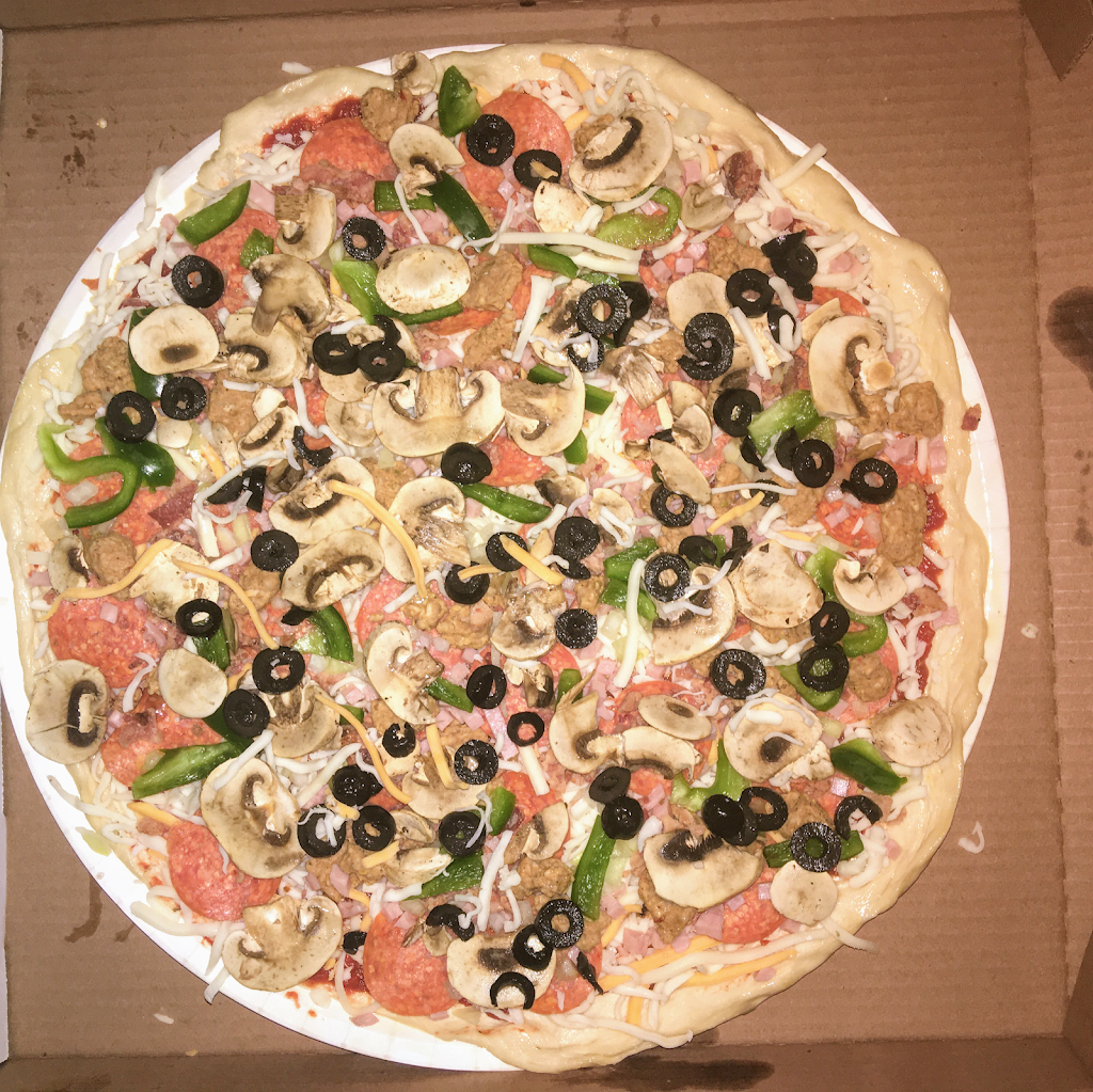 Shadow Pizza | meal takeaway | 432 MN-6, Outing, MN 56662, USA | 2187925859 OR +1 218-792-5859