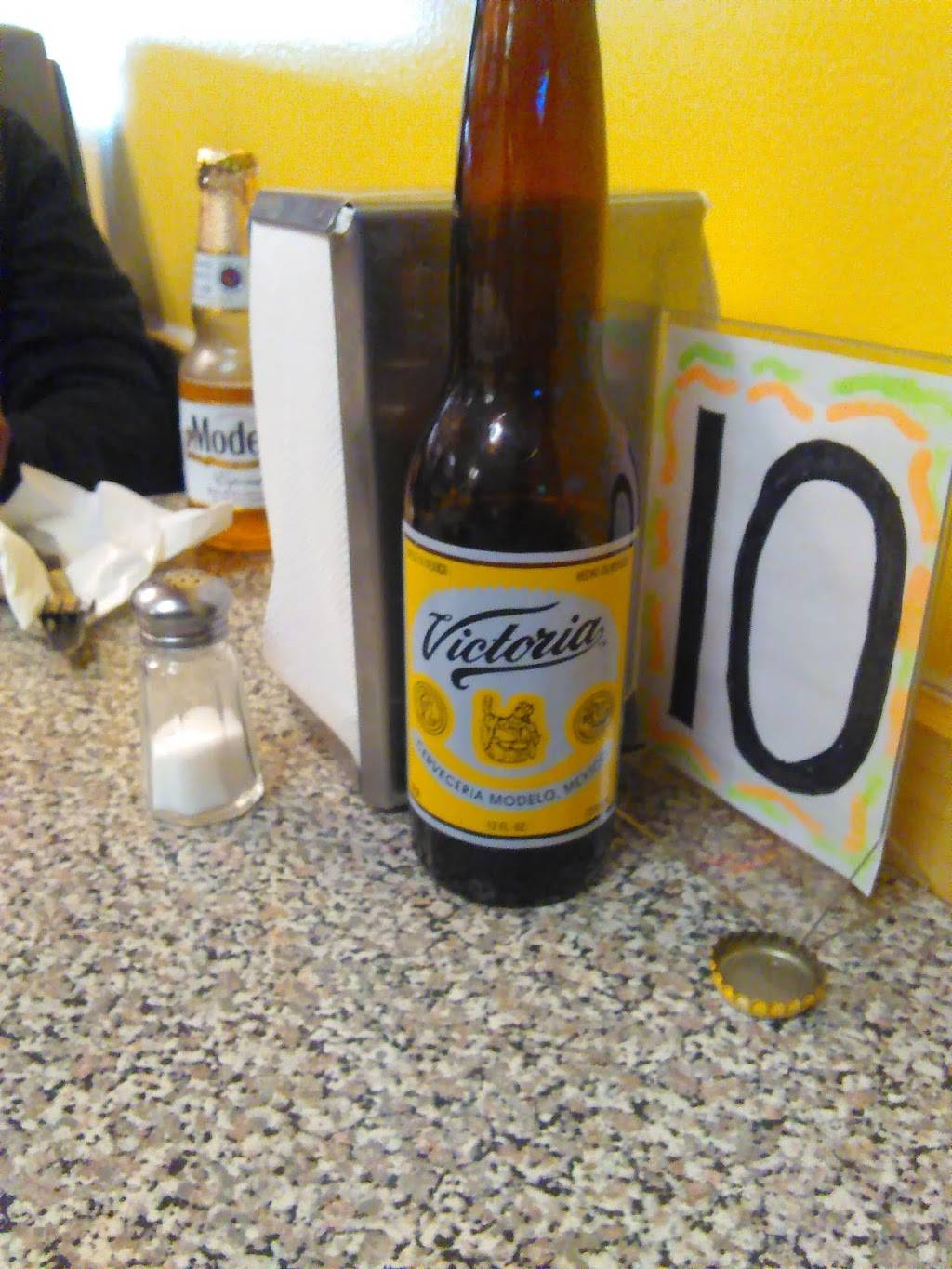 La Perla | restaurant | 821 E Andrew Johnson Hwy, Greeneville, TN 37745, USA | 4236384943 OR +1 423-638-4943