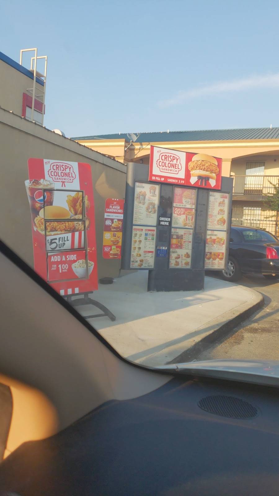 KFC | restaurant | 1111 Skyland Blvd E, Tuscaloosa, AL 35405, USA | 2057588868 OR +1 205-758-8868