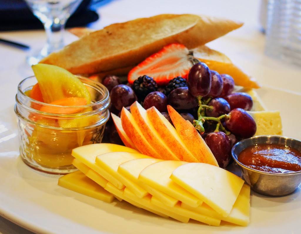 Brumleys Restaurant | night club | 111 N Main St, Greeneville, TN 37743, USA | 4237877500 OR +1 423-787-7500