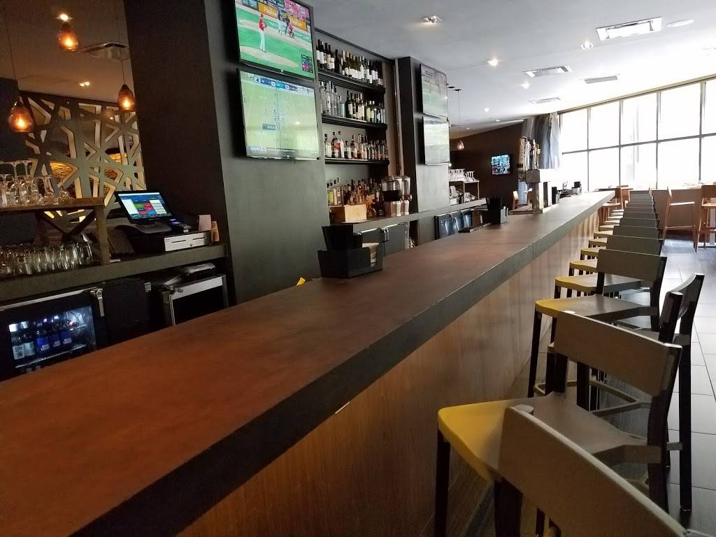 Red Roost Tavern | restaurant | 151 W 5th St, Cincinnati, OH 45202, USA | 5133544025 OR +1 513-354-4025