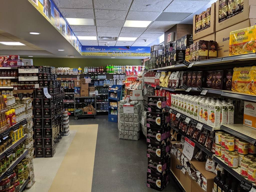 Market Lane Shopping Centre | shopping mall | 140 Woodbridge Ave, Woodbridge, ON L4L 4K9, Canada | 9058516611 OR +1 905-851-6611