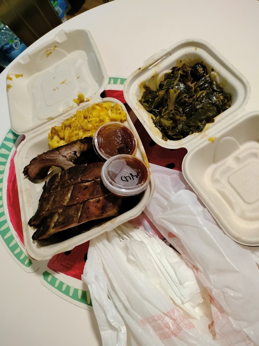 The South Smokin BBQ | restaurant | 400 W Harder Rd, Hayward, CA 94544, USA | 5103140794 OR +1 510-314-0794