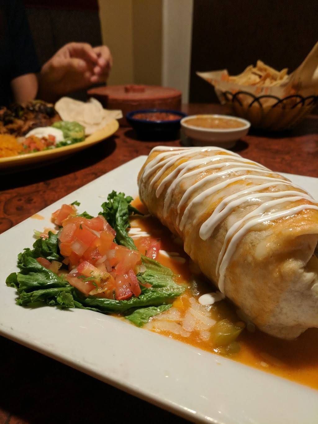 La Mina Cantina | restaurant | 8020 District Blvd #4802, Bakersfield, CA 93313, USA | 6618312777 OR +1 661-831-2777