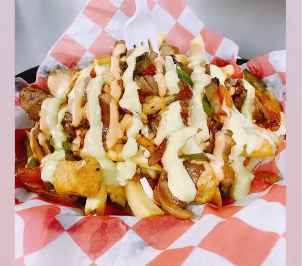 Super Sonic Fl | restaurant | 6320 Narcoossee Rd, Orlando, FL 32822, USA | 3215255751 OR +1 321-525-5751