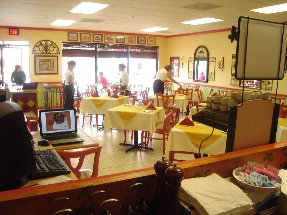 Azucar restaurant & bakery | bakery | 3326 Del Prado Blvd S, Cape Coral, FL 33904, USA | 2395492833 OR +1 239-549-2833