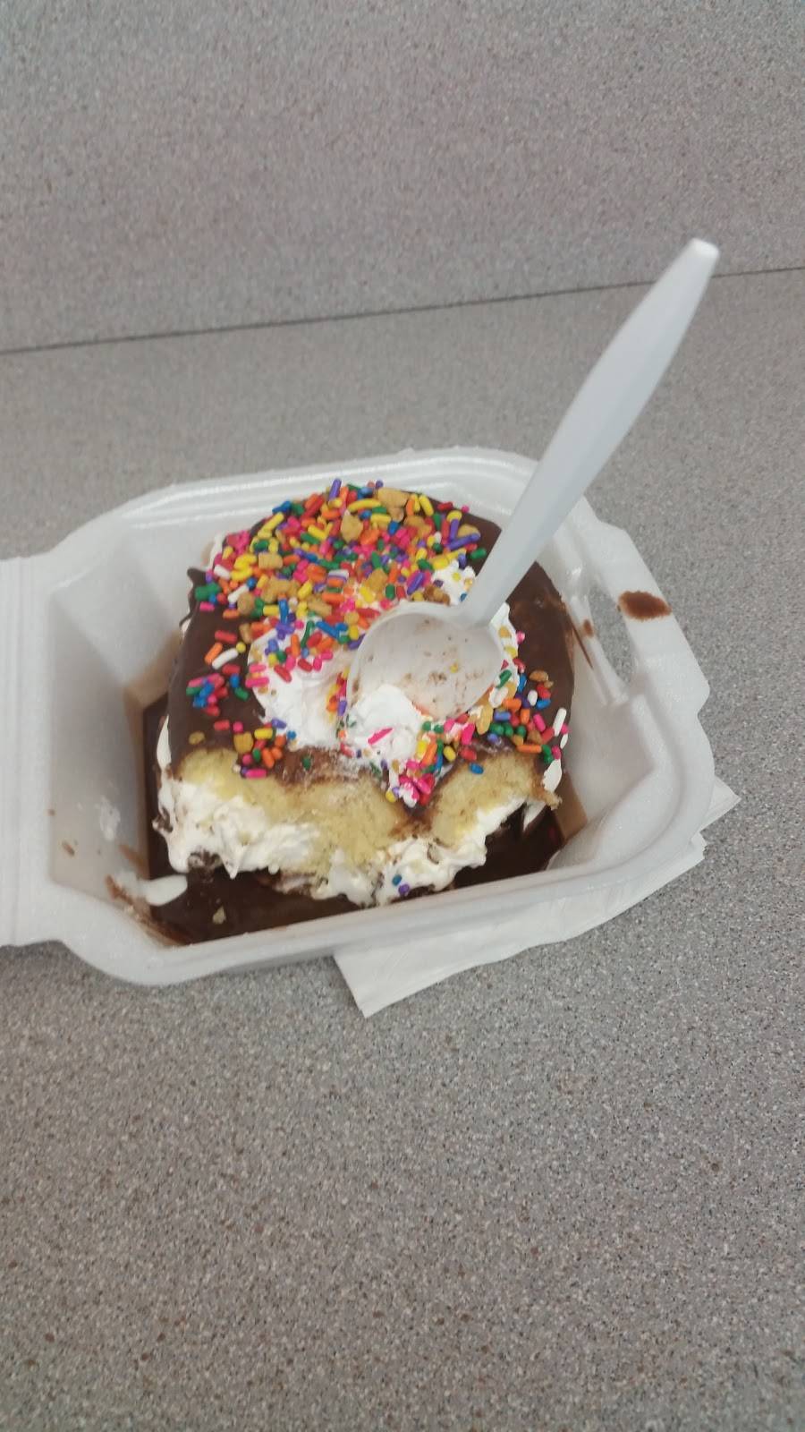 Premos Drive In | restaurant | 5540 95th St, Oak Lawn, IL 60453, USA | 7084238282 OR +1 708-423-8282