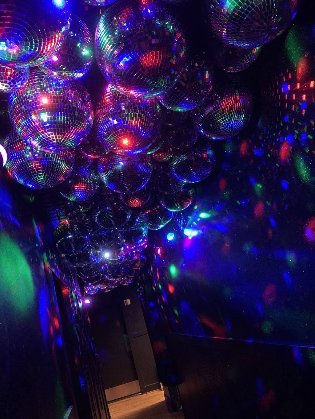 Dreamland Bar & Diner | restaurant | 3401 Evanston Ave N, Seattle, WA 98103, USA | 2064024902 OR +1 206-402-4902