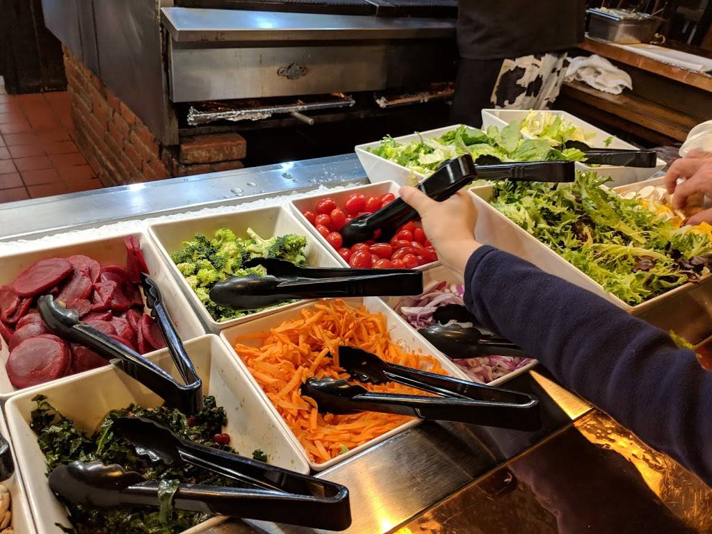 Chucks Steak House | restaurant | 20 Segar St, Danbury, CT 06810, USA | 2037925555 OR +1 203-792-5555