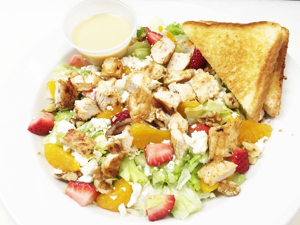 The Hutt Bar & Grill | restaurant | 250 SOUTH US-71, Arnolds Park, IA 51331, USA | 7123328074 OR +1 712-332-8074