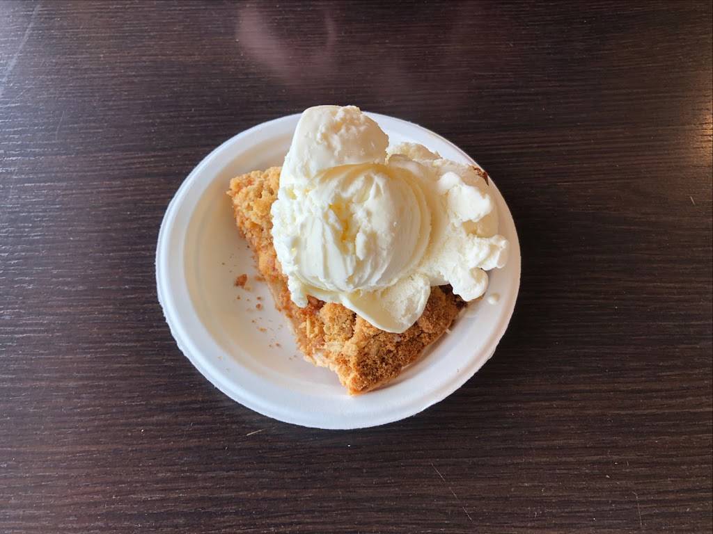 The Big Apple | restaurant | 262 Orchard Rd, Colborne, ON K0K 1S0, Canada | 9053552574 OR +1 905-355-2574