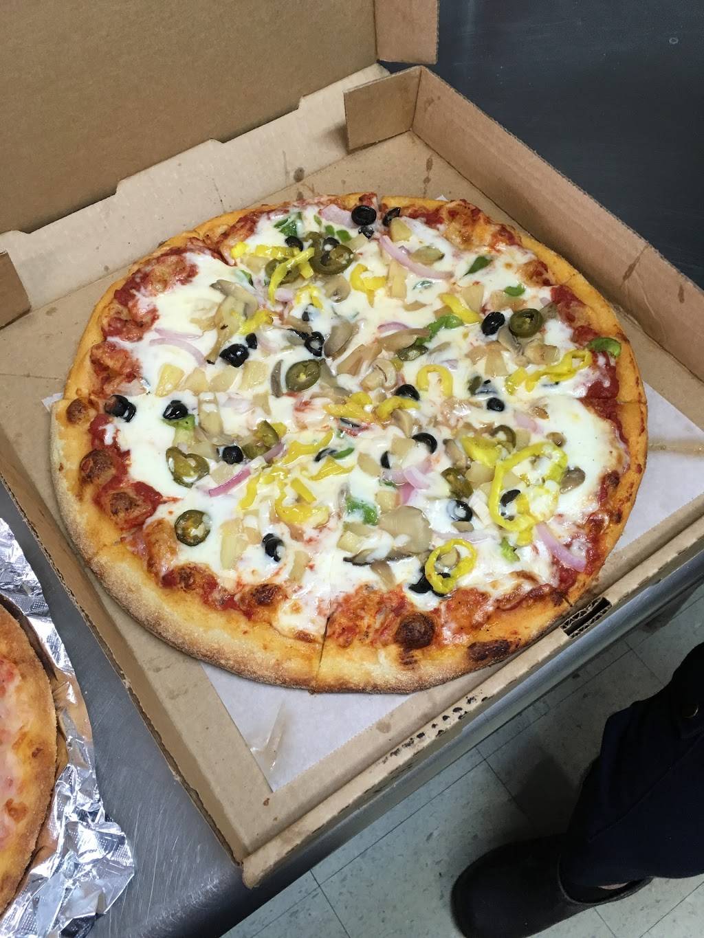 Corrinas Pizza | meal delivery | 27200 SW 177th Ave, Homestead, FL 33031, USA | 3052422772 OR +1 305-242-2772