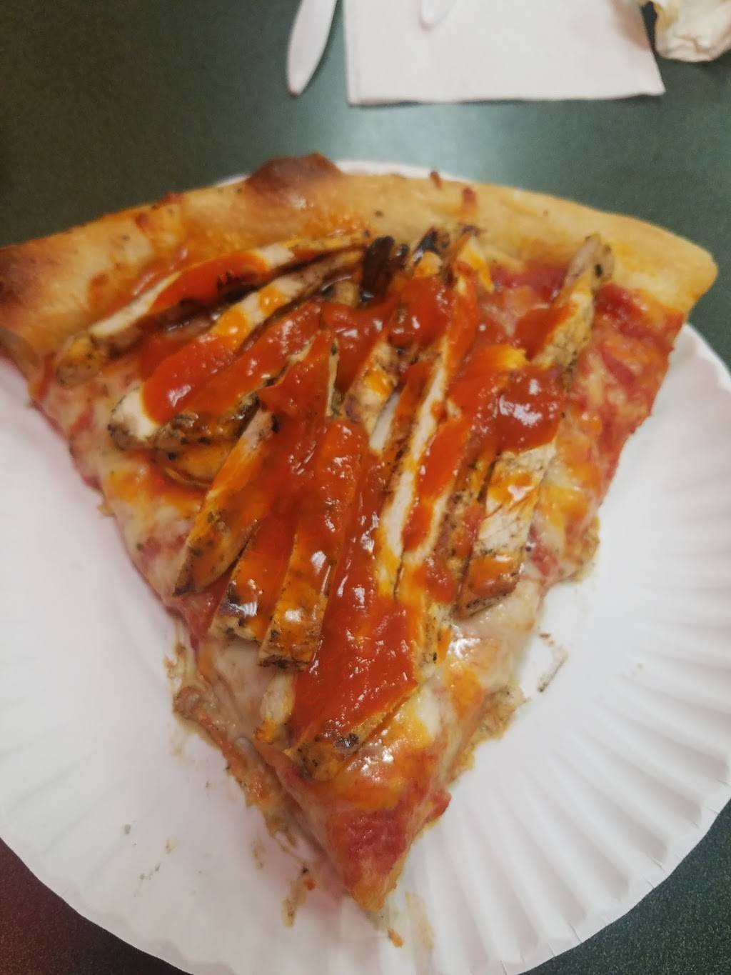 Villa Pizzare | restaurant | 406 S Service Rd, Patchogue, NY 11772, USA | 6314753205 OR +1 631-475-3205